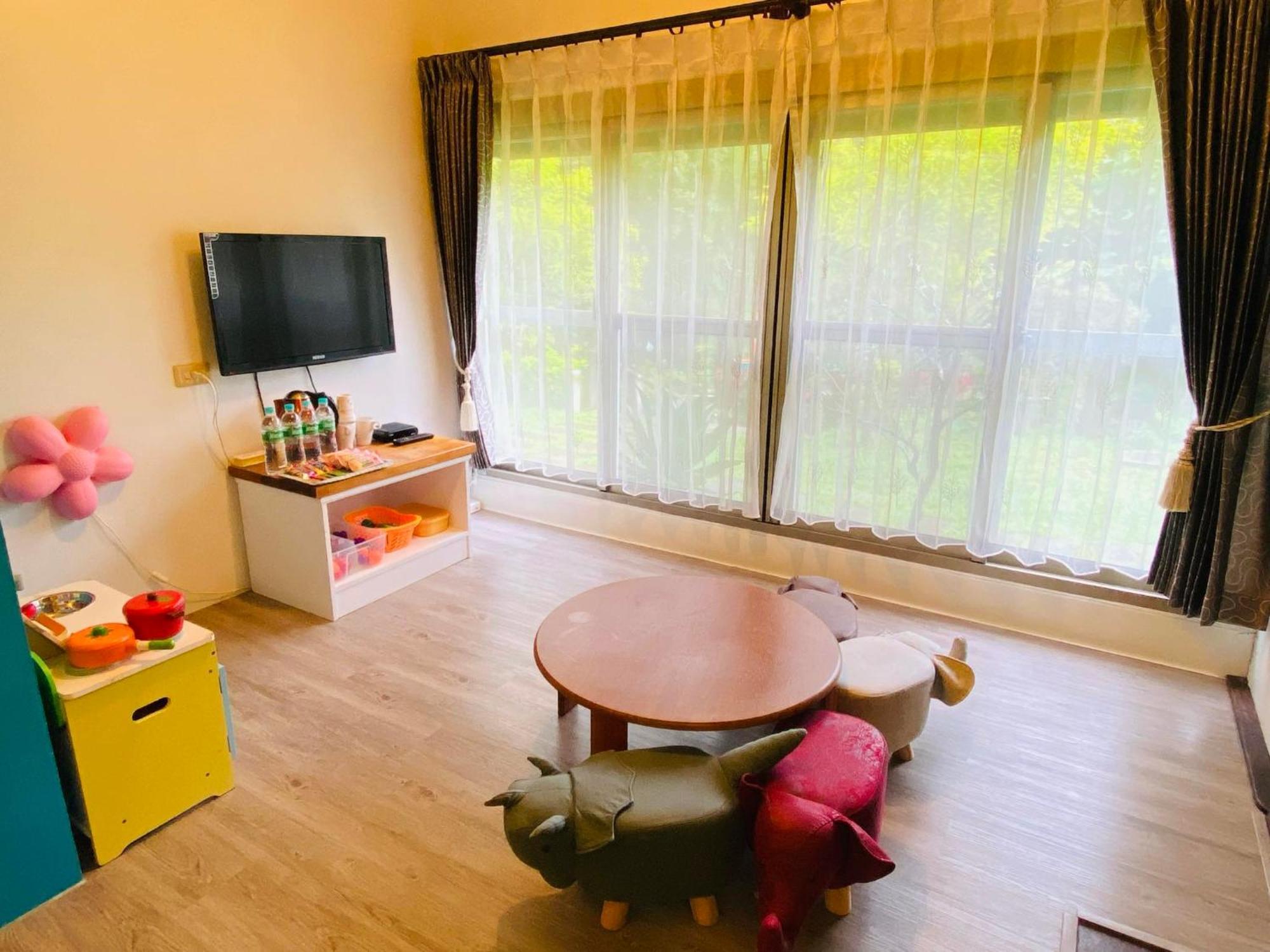 Xiangyang Tianyuan Bed & Breakfast Sanyi Eksteriør bilde